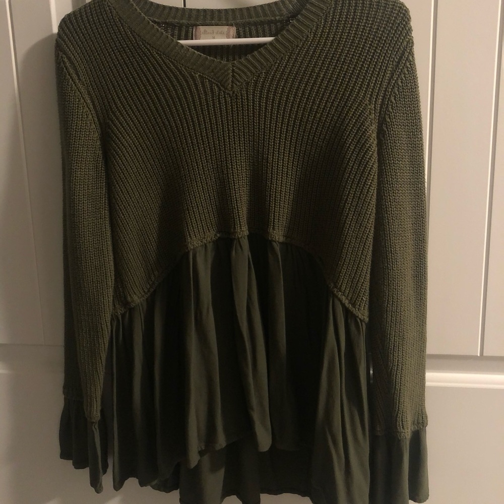 Altar’d state sweater